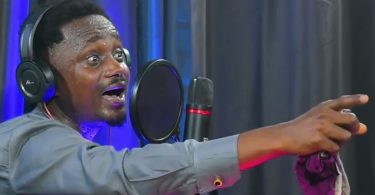 Naasei The Story Singer - Peter Ee Wompia (Hot Praises)